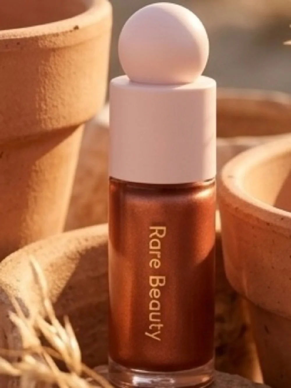 Rare Beauty Positive Light Liquid Luminizer - Shade Captivate